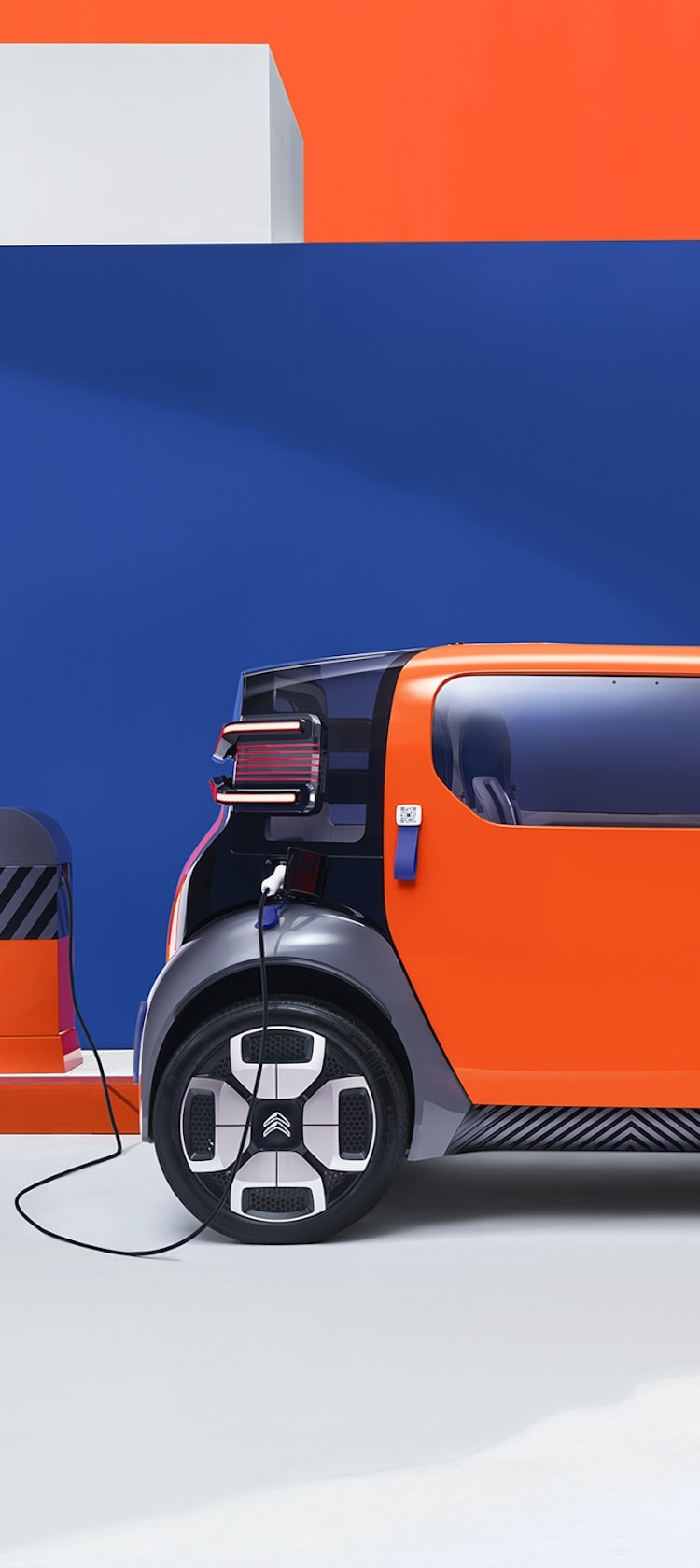 シトロエン コンセプトカー 1/43 CITROEN AMIONE ミニカー おもちゃ