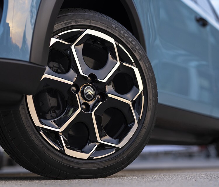 NEW CITROËN C3 COMING SOON!｜シトロエン公式サイト