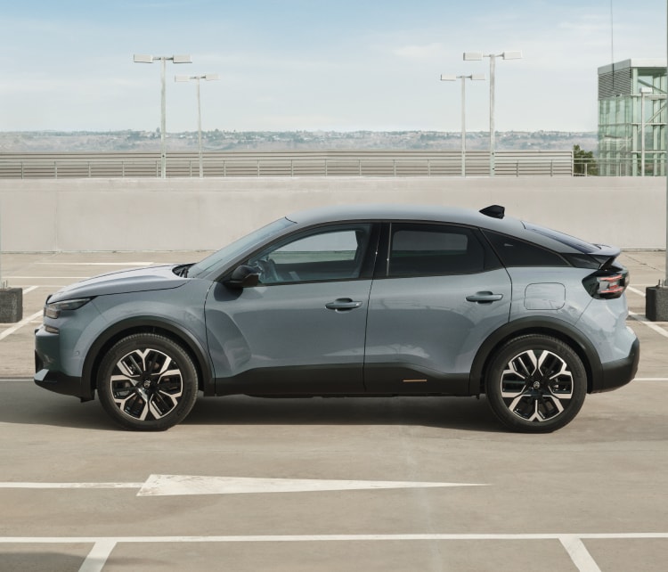 NEW CITROËN C4 HYBRID | シトロエン公式サイト